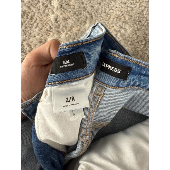 NEW H&M Womens Size 2R Slim Super High Rise Distressed Denim Jean Blue Pants Zip - Picture 9 of 12